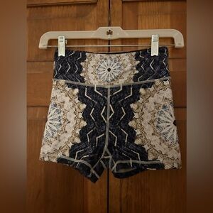 Wolven Reverie Women’s Whimsical Boho High Waisted Blue
White Gold Sz X Shorts